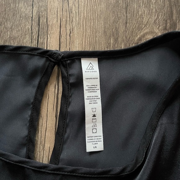 Ripzone Satin Peplum Style Blouse L - Picture 5 of 5